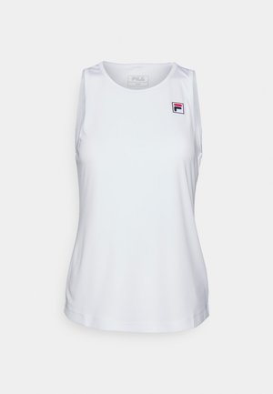 Witte mouwloze sporttop gemaakt van gladde stof, met een klein rood en blauw logo op de linkerborst. Eenvoudige ronde halslijn.