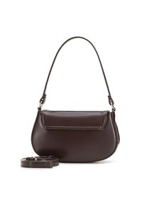 Sac à main en cuir marron avec une forme incurvée, poche avant plate et bandoulière réglable. Texture lisse avec des détails de couture minimaux.