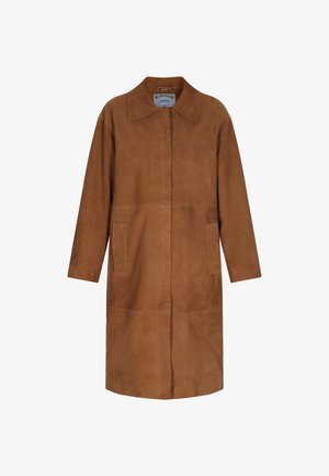 Brun ruskindsjakke med en lige silhuet, bred krave, lange ærmer og to frontlommer. Sømdetaljer løber vertikalt.