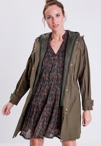 BONOBO Jeans MIT KAPUZE - Abrigo de invierno - vert kaki