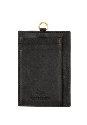 Porte-cartes en cuir noir avec plusieurs emplacements pour cartes, une texture lisse, des bords cousus et une boucle en métal doré pour l'attache.