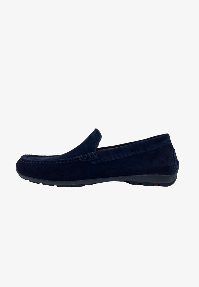 Mørkeblå ruskinds slip-on loafers med stikdetaillering, rund tå og en flad gummisål, der har en glat overflade og minimalistisk design.