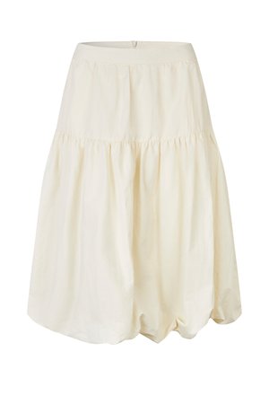 Pehmevalge põlvpikkune seelik volditud kihtide, õhupalli alaosa ja peidetud tagumise tõmblukuga sulgemisega.