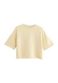 Felpa gialla a maniche corte, realizzata in morbido cotone, caratterizzata da una vestibilità ampia, collo a giro e un leggero design con spalle scese.