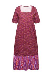 Lila Kleid mit quadratischem Ausschnitt, kurzen Ärmeln und einem gemusterten Oberteil sowie einem ausgestellten Rock; der untere Teil hat ein Wellenmuster in lebhaften Farben.