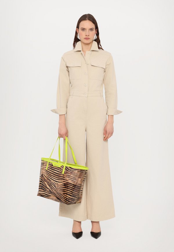 BEACHWEAR CAPSULE - Shopping Bag