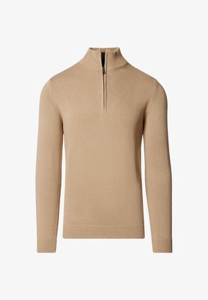 Beżowy sweter typu pulower z półzamkniętym kołnierzem na zamek, ściągaczami na mankietach i dole, o gładkiej, dzianinowej fakturze. Długie rękawy, klasyczny krój.