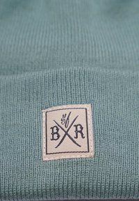 Band of Rascals BASIC - Pipo - sage