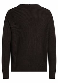 Brun strikket sweater med et tekstureret mønster, rund hals, lange ærmer og ribkant ved nederste kant og ærmerne. Bagsiden er ensfarvet uden pynt.