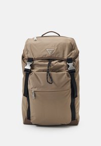 Guess ROMA - Mochila - sand/tierra - Zalando.es
