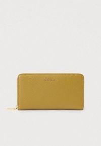 Unselected, seagrass