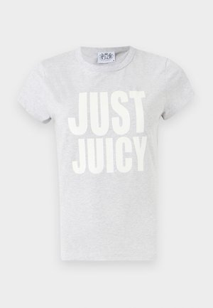T-shirt cinza em algodão com mangas curtas e decote redondo. Apresenta um grande texto branco "JUST JUICY" impresso na frente.