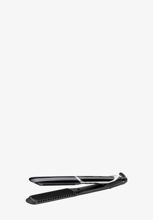 Plancha de pelo cerámica negra y plateada con bordes curvados, placas abiertas y un cordón conectado en el extremo del mango.