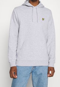 Lyle & Scott Jersey con capucha - mottled light grey