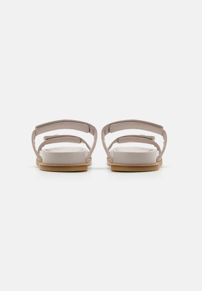 Emporio Armani Mules - sabbia