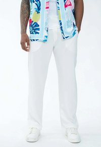 Non sélectionné, blanc