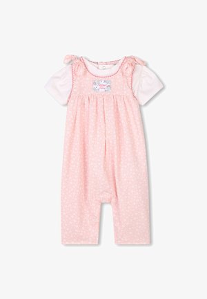 Roze romper met bloemenpatroon en witte korte mouwen. Heeft strikaccenten op de schouders en een label met het ontwerpdetail "Romper Pants".