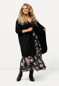 Ulla Popken Kofta - black
