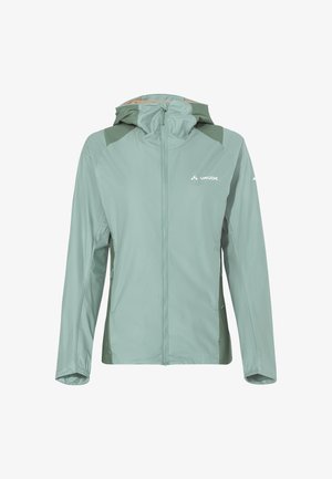 Veste légère de couleur vert menthe avec fermeture éclair sur le devant, capuche et accents d'épaule contrastants en vert foncé. Texture lisse, marques minimalistes.