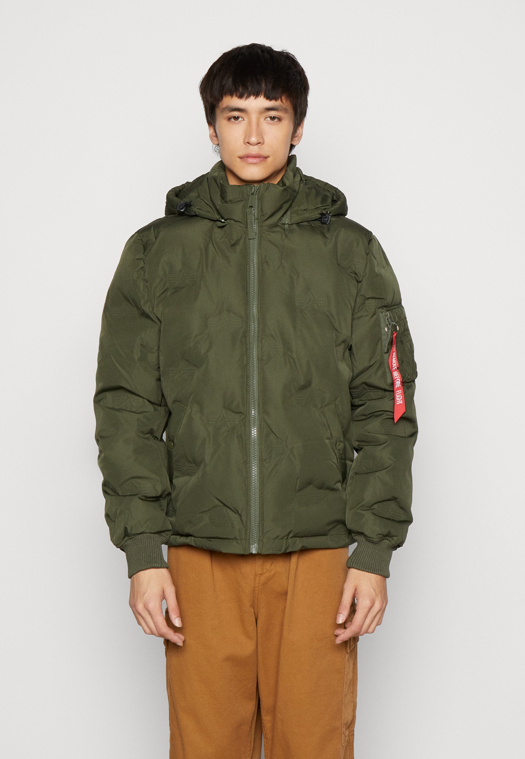 Alpha Industries HOODED LOGO PUFFER Winter Jacket Dark Olive dark Alpha Industries HOODED LOGO PUFFER Winter Jacket Dark Olive dark