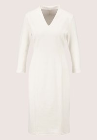 Weißes knielanges Kleid mit V-Ausschnitt, langen Ärmeln und glatter Textur. Einfaches Design ohne sichtbare Muster oder Verzierungen.