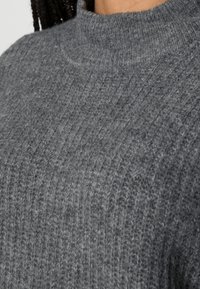 ONLY Petite Sweter