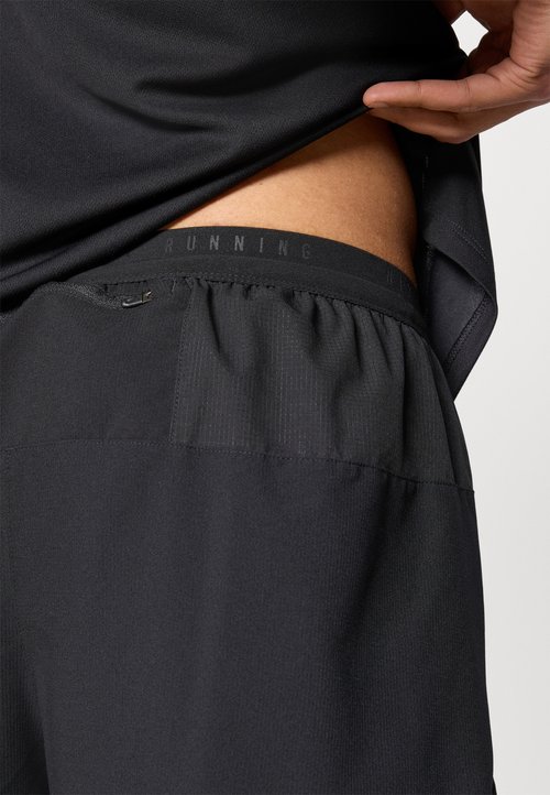 Nike Stride 7inch — foto 6
