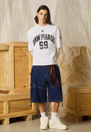 Bershka PARACHUTE - Cargo hlače - royal blue