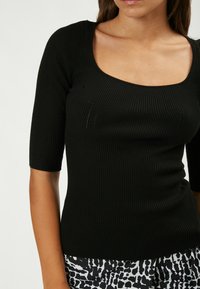 INFLUENCER Strickpullover - black