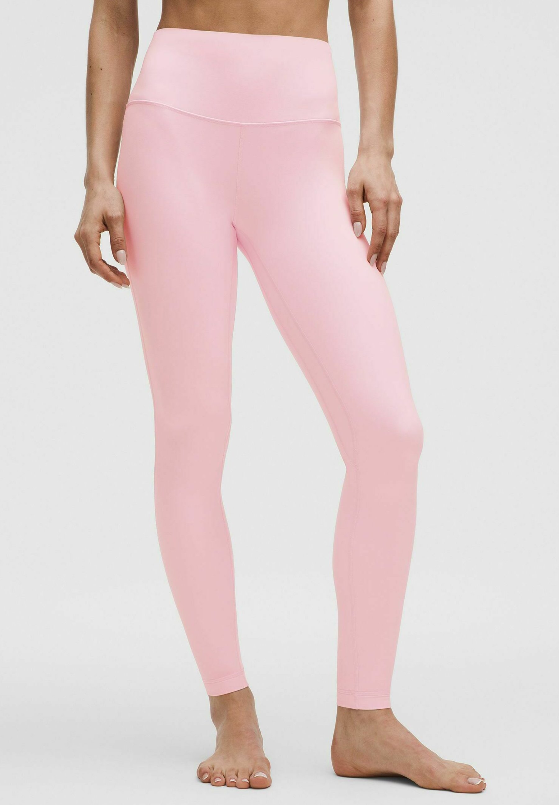 【超美品】lululemon Align ピンク　上下セット 超美品】lululemon Align ピンク 上下セット