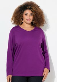 Ulla Popken GROSSE GRÖSSEN BASIC-V LANGARM  - Langarmshirt - classic dark purple
