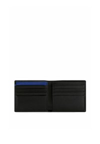 Portafoglio in pelle nera dal design orizzontale, con diversi scomparti per carte e un accento blu nella parte superiore. Texture liscia, stile minimalista.