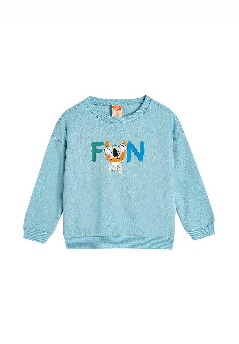 Sudadera azul claro con mangas largas, puños y dobladillo acanalados. Presenta la palabra "FUN" en letras coloridas y un gráfico de un koala en el centro.