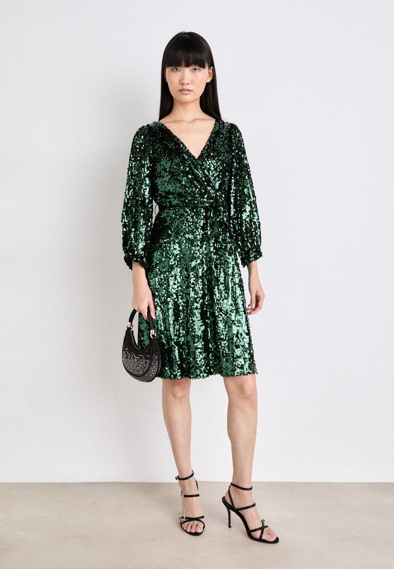 DKNY SEQUIN SURPLICE WRAP - Cocktail dress / Party dress - pine/black/black - Zalando.co.uk DKNY SEQUIN SURPLICE WRAP - Cocktail dress / Party dress - pine/black/black - Zalando.co.uk