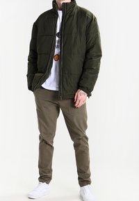 YOURTURN Vinterjacka - dark green