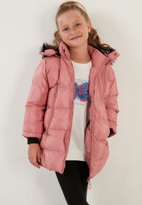 LELA REGULAR FIT - Ziemas mētelis - powder pink