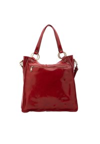 Rode handtas van patenterenleer met glanzende afwerking, dubbele handvatten aan de bovenkant, een ritsvak en metalen accenten. Vierkante vorm met een gladde textuur.