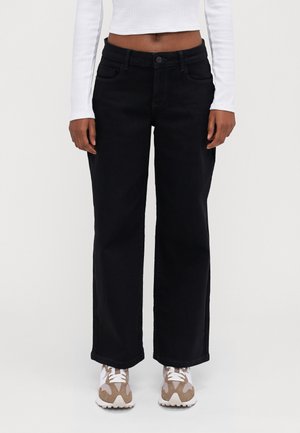 Leveälahkeiset - black