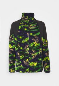 Giacca in pile con colletto alto, caratterizzata da un motivo astratto multicolore in verde, blu e nero e pannelli neri sulle spalle.