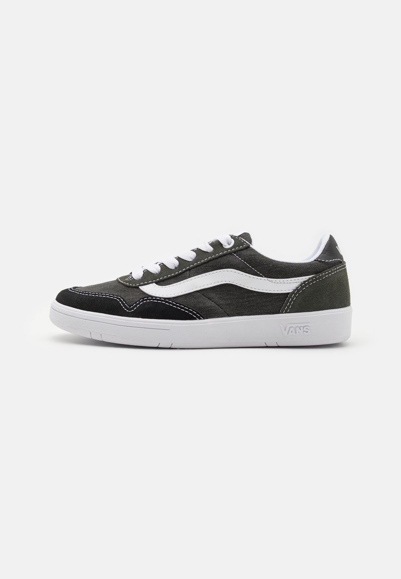 Fekete és szürke vászon sneaker fehér részletekkel, fűzős kialakítással, sima textúrával és Vans logóval a saroknál. Fehér gumitalp.