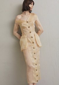 A.W.A.K.E. MODE OFF SHOULDER ORGANDY WITH POCKETS - Cocktail dress / Party dress - beige