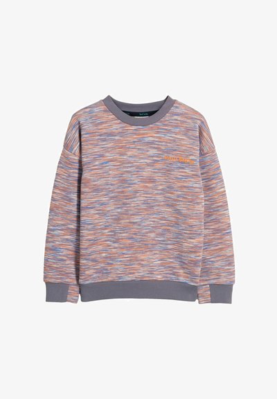 Pullover in un motivo mélange di arancione, blu e grigio. Presenta un collo tondo e polsini e orlo a costine. Logo "Paul Smith" esposto.