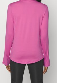 Nike Performance Maglietta a manica lunga - pink