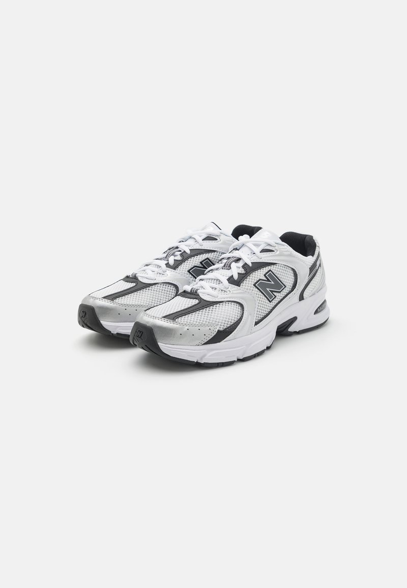 New Balance MR530 UNISEX - Sneaker low - white/weiß - Zalando.de