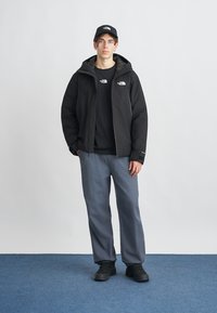 The North Face RANGE HOODED JACKET - Down jacket - black