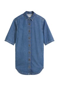 Kurzarm-Denimhemd in Hellblau, mit Knopfleiste, spitzem Kragen und kontrastierenden braunen Knöpfen. Glatte Textur.