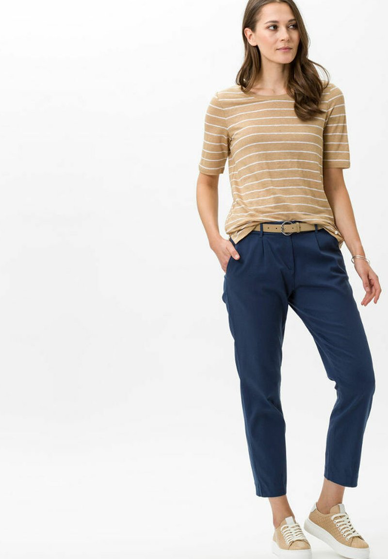 Damen T-Shirts | BRAX COLLETTA T-Shirt print bast/beige - BP59479 Damen T-Shirts | BRAX COLLETTA T-Shirt print bast/beige - BP59479