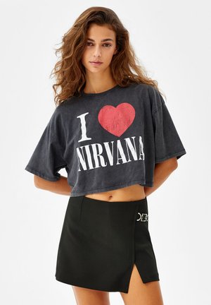Wrap skirt - black