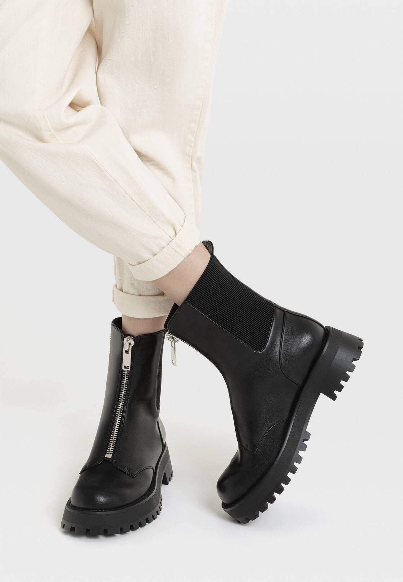 chelsea boots stradivarius