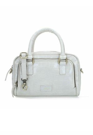 Sac à main blanc brillant effet croco, avec doubles poignées, poche avant zippée et bandoulière réglable avec boucle et fermetures métalliques.